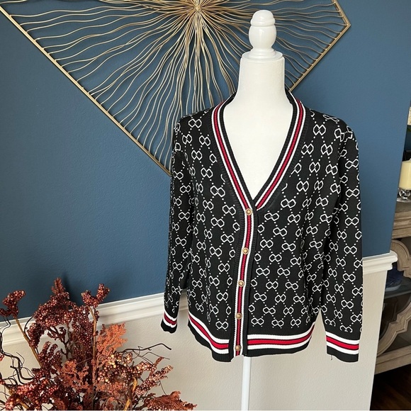 NWOT Stunning cardigan by Chic Happens Size Medium - Picture 2 of 7